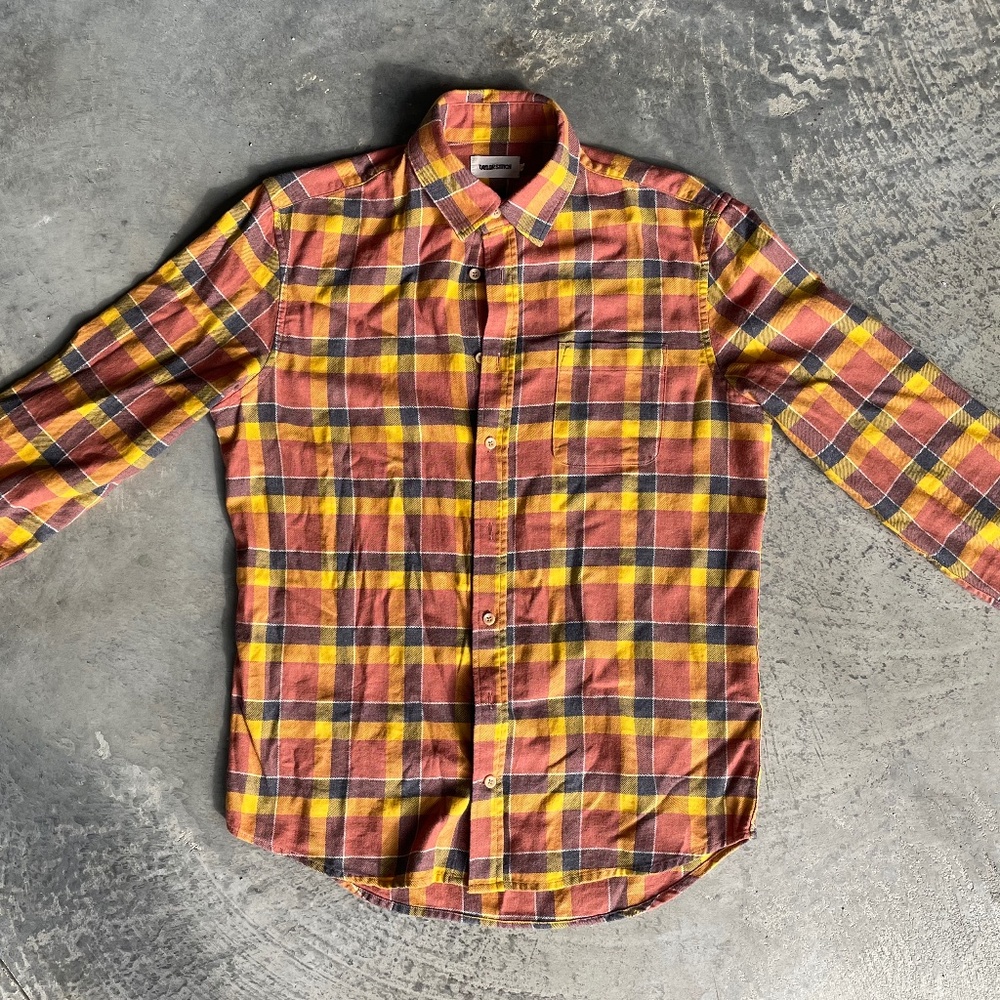 Taylor Stitch Yellow and Red Plaid Casual Button-Down Shirt
